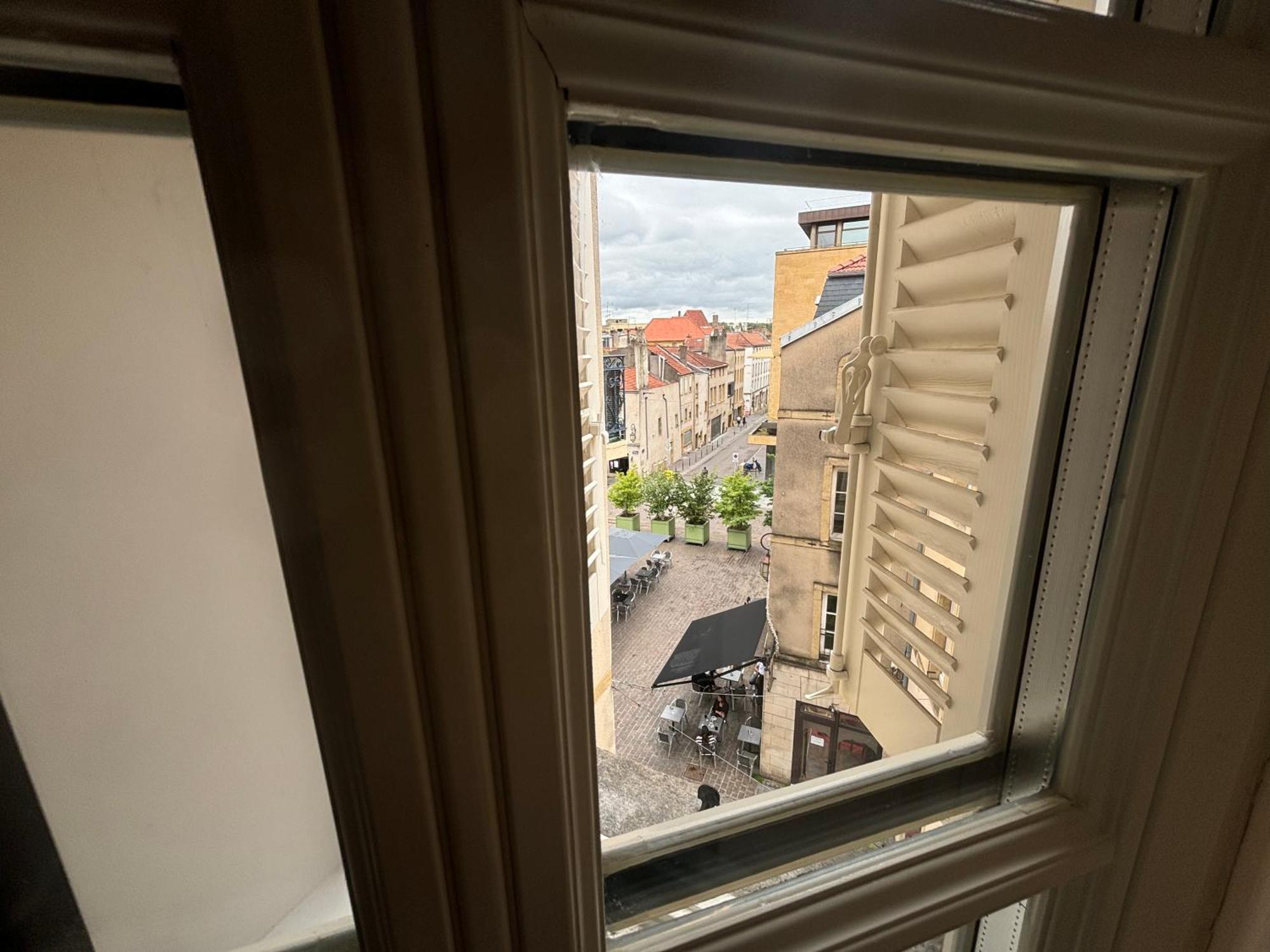 Louis Premier Et Second Metz Centre Un Sejour A Part Lejlighed Eksteriør billede